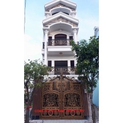Cổng đúc đặc trọn bộ _Công trình Quận 12
